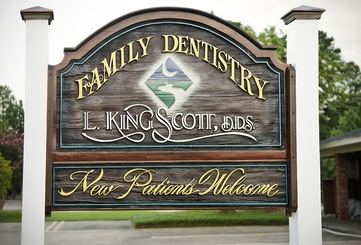 Dental office outdoor sign